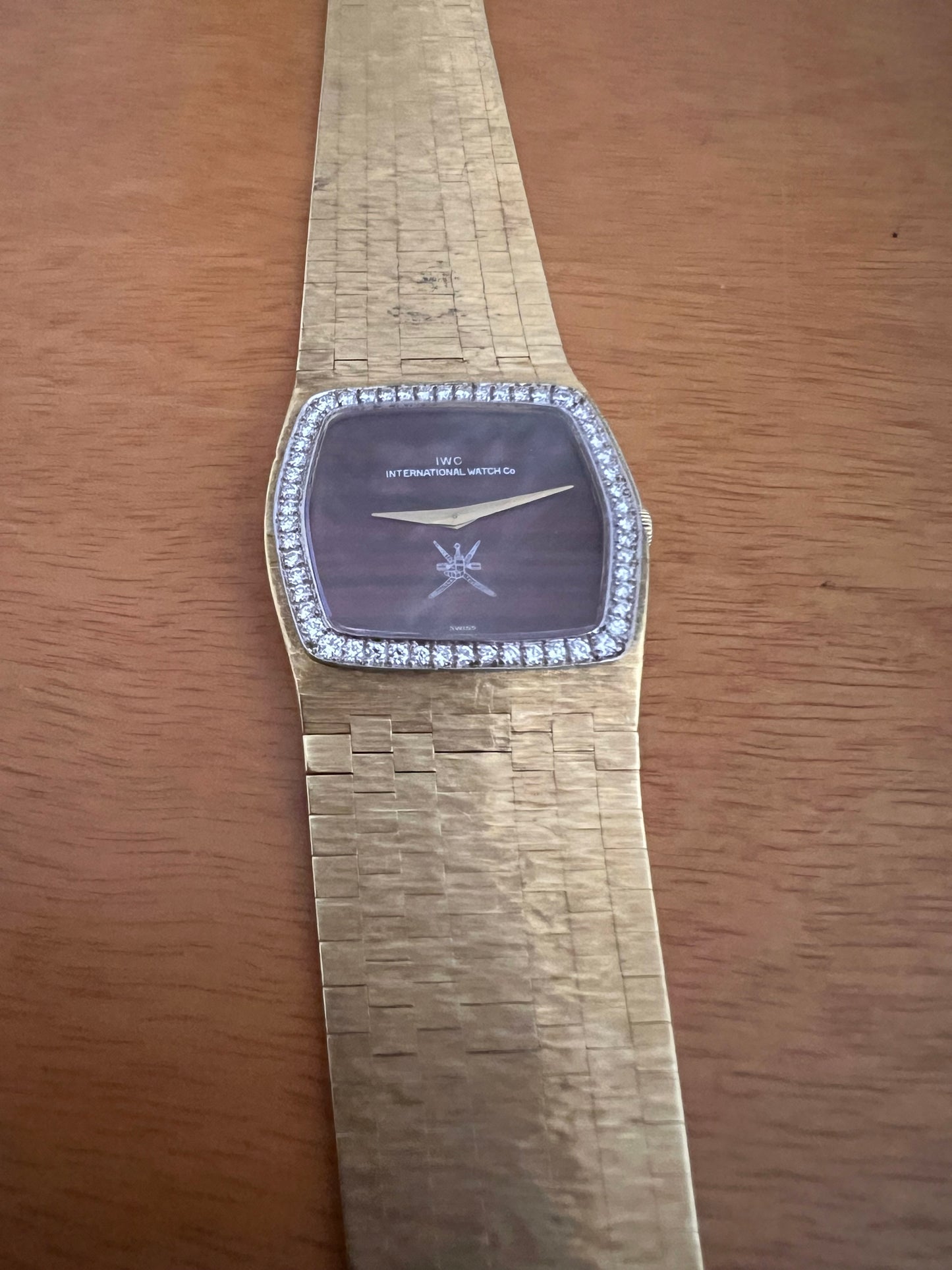 IWC wood kanjhar dial 18kt gold