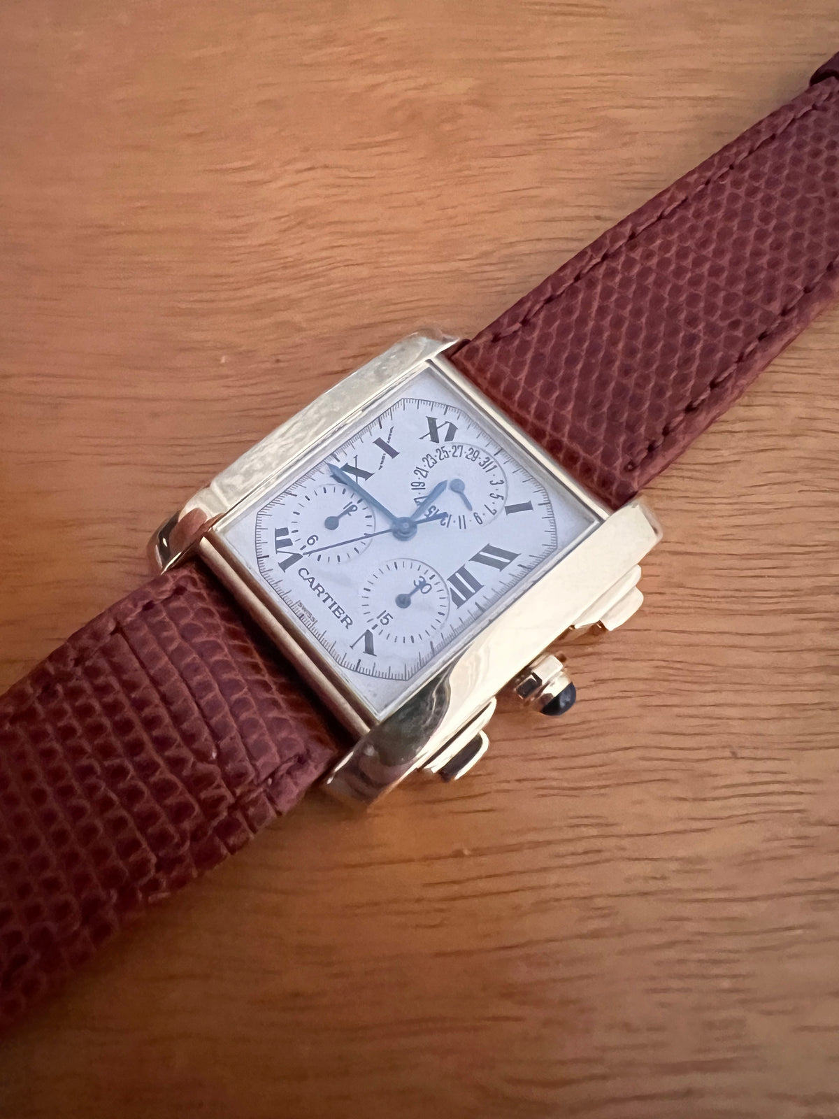 Cartier tank 1830 gold – Extratime