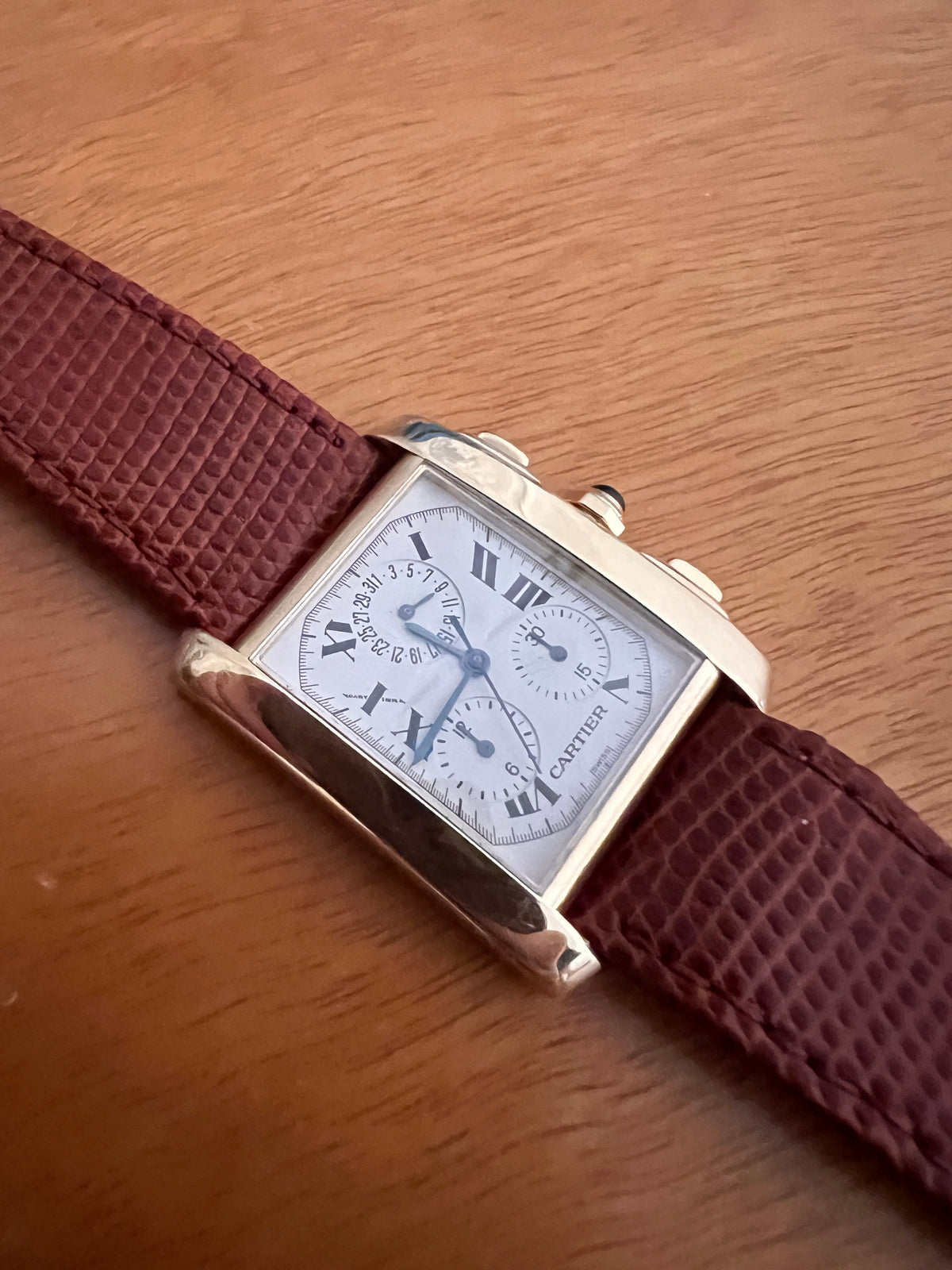 Cartier tank 1830 gold – Extratime