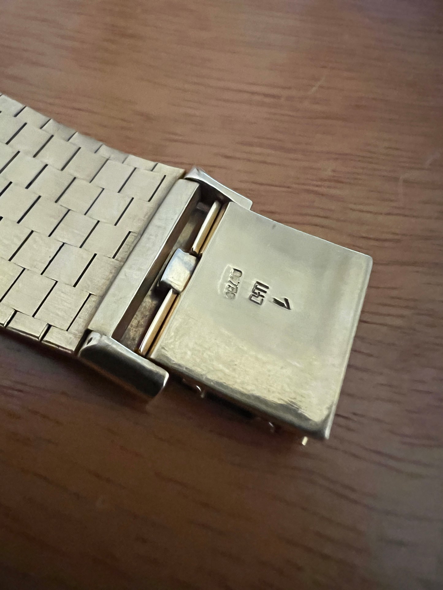 IWC wood kanjhar dial 18kt gold