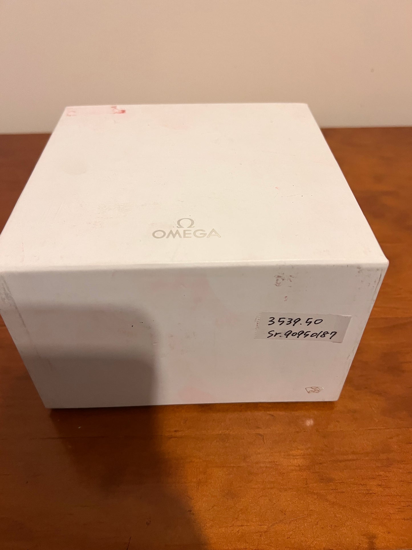 Omega box Speedmaster/Seamster Full box and manual