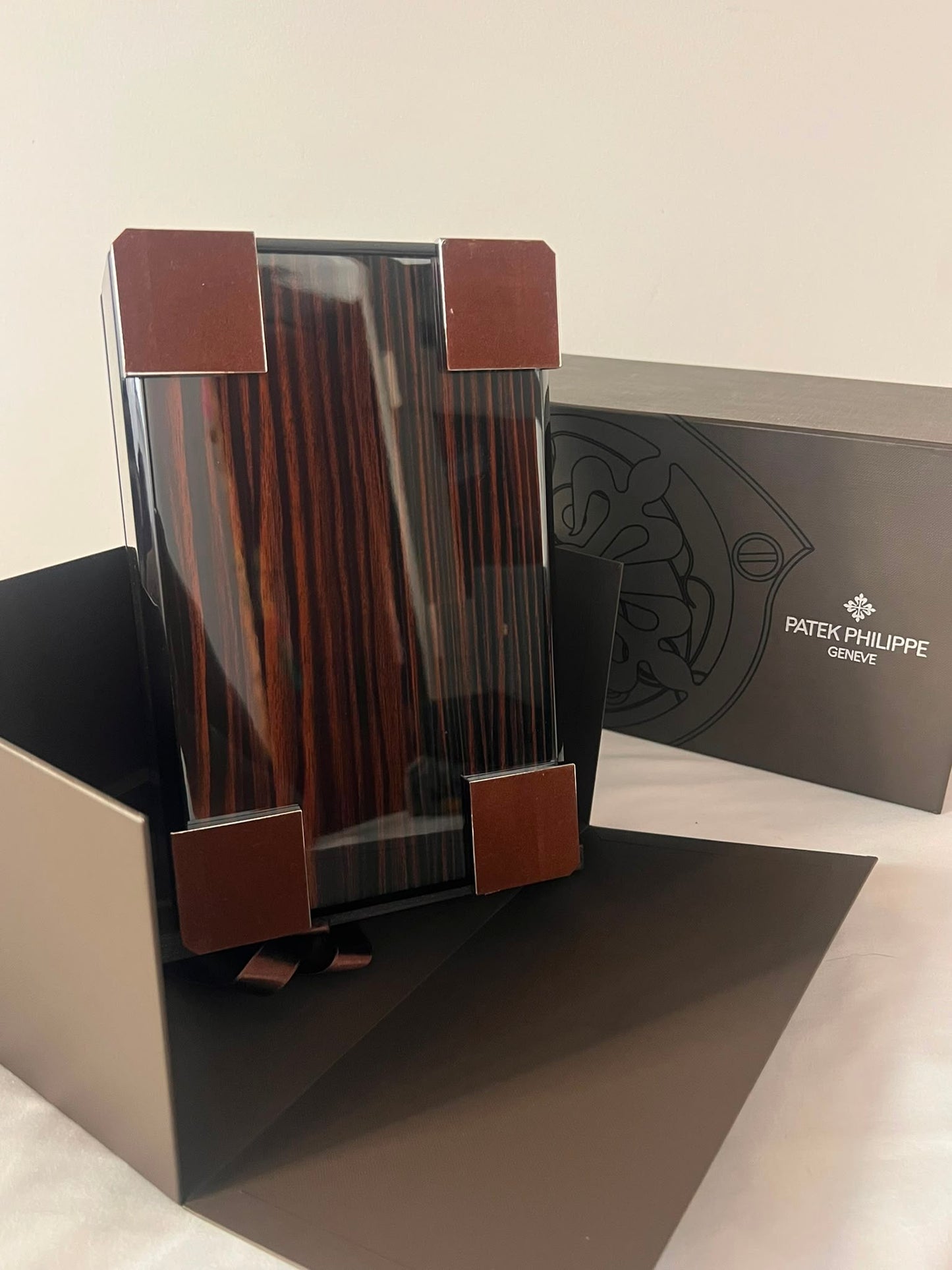 Patek Philippe complete box