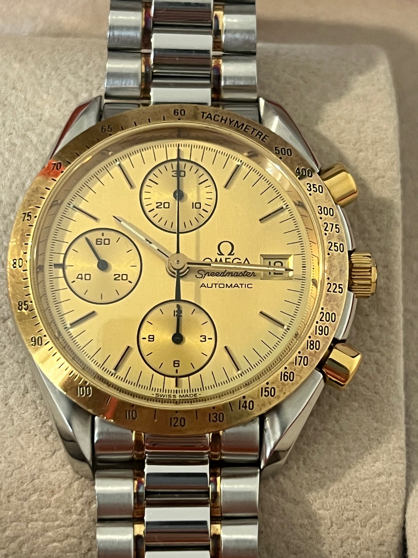 Omega Speedmaster Date oro