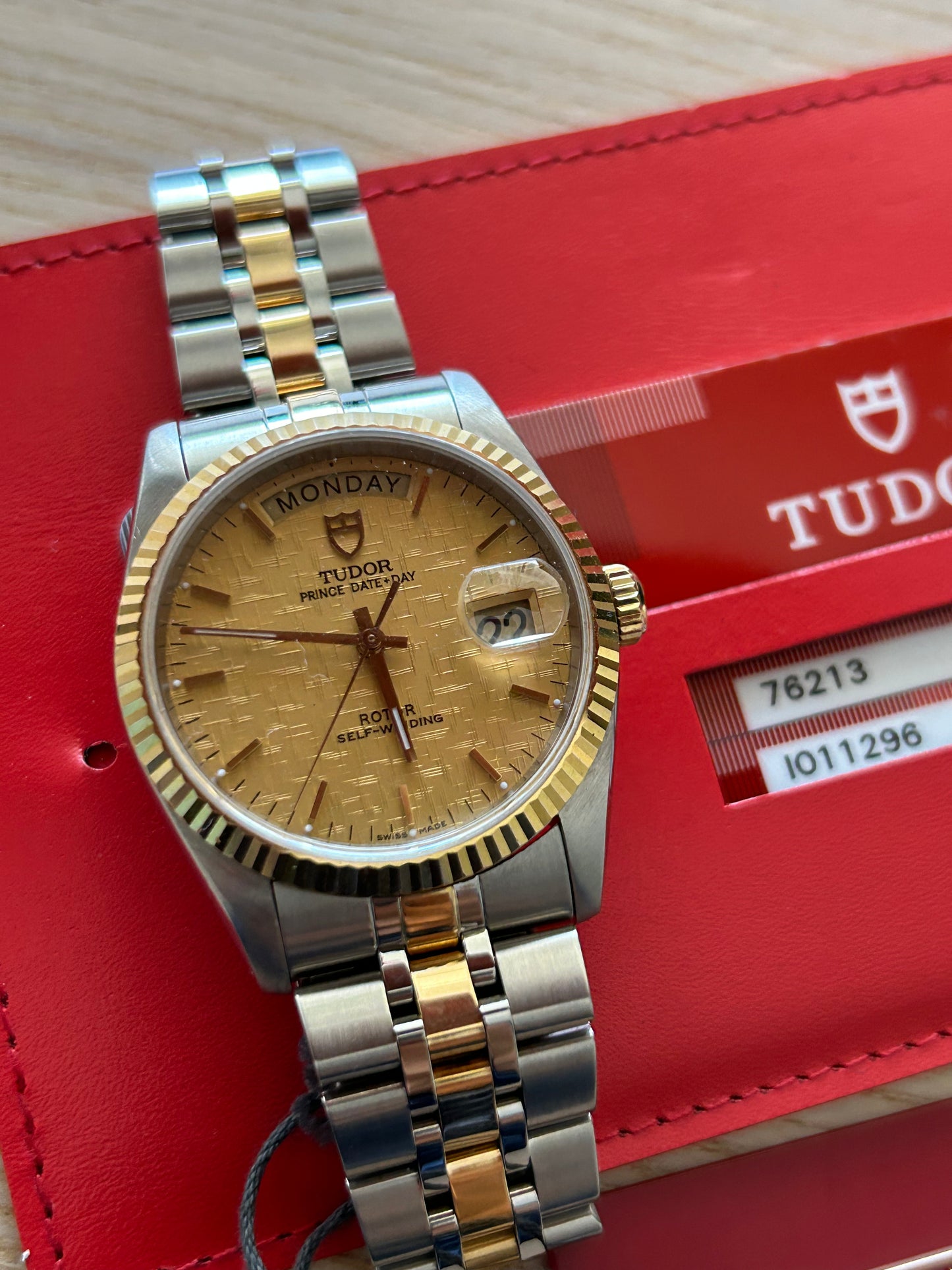 Tudor Prince Date Day 76213