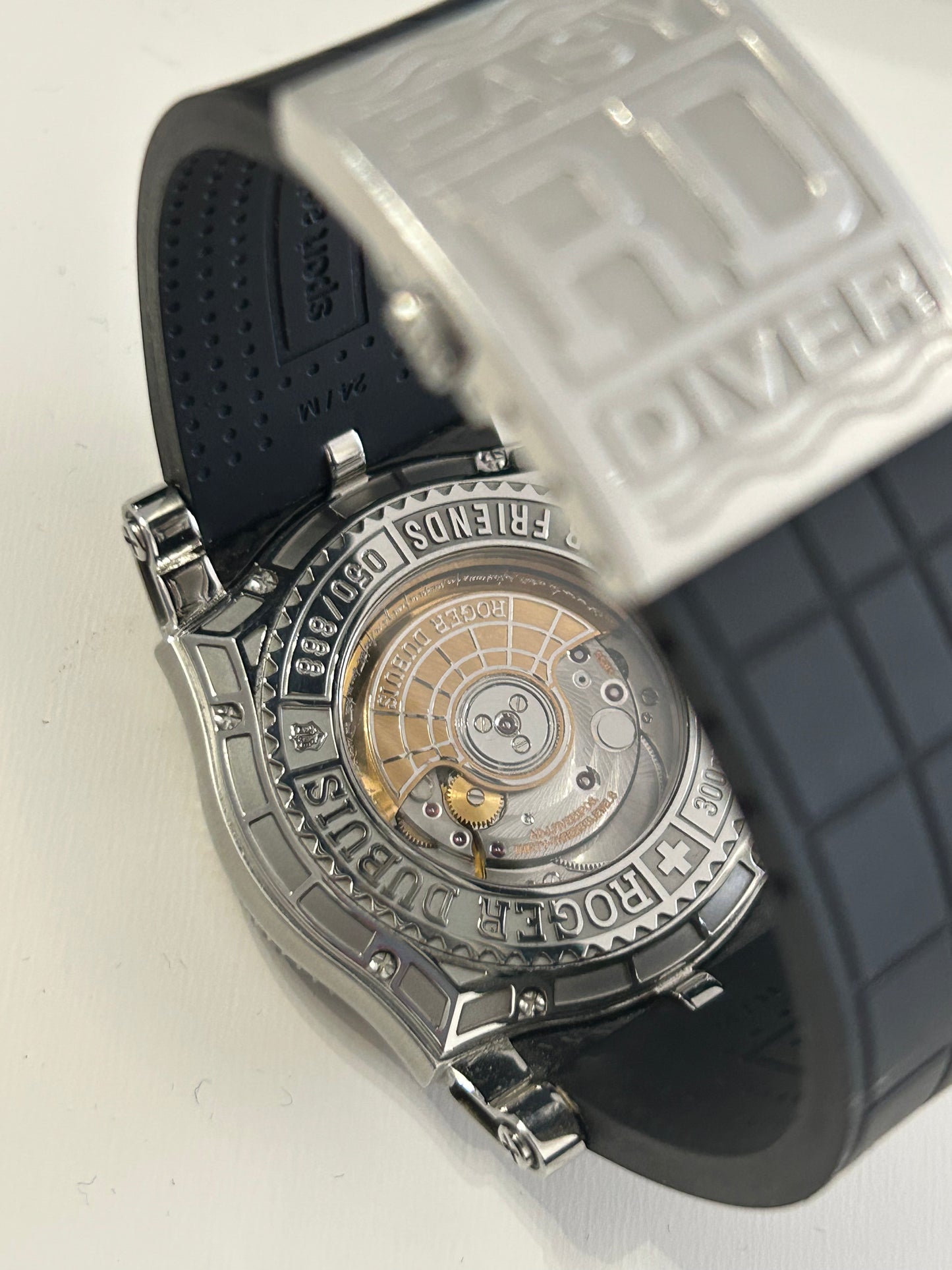 Roger Dubuiseasy diver