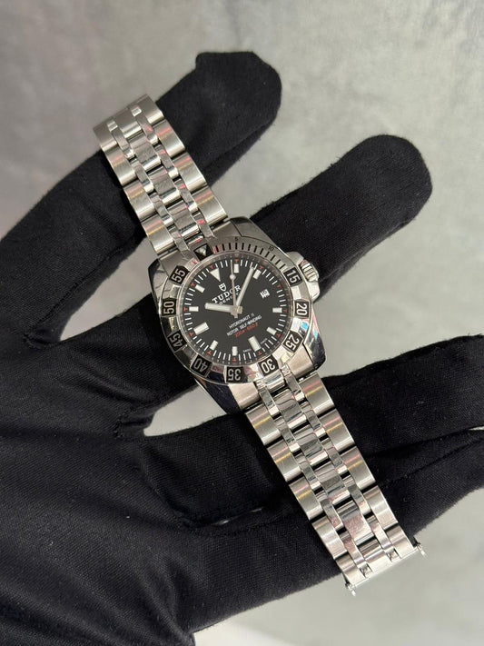 TUDOR hydronaut 24030