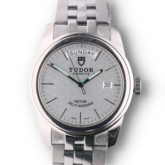 Tudor 56000 Date+Day